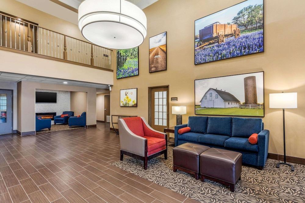 Comfort Suites Lufkin Buitenkant foto