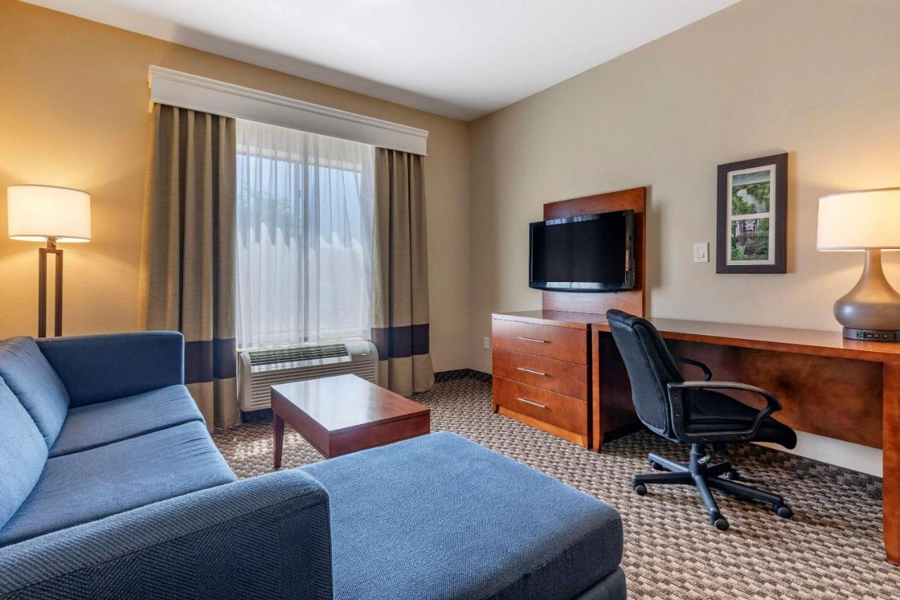 Comfort Suites Lufkin Buitenkant foto