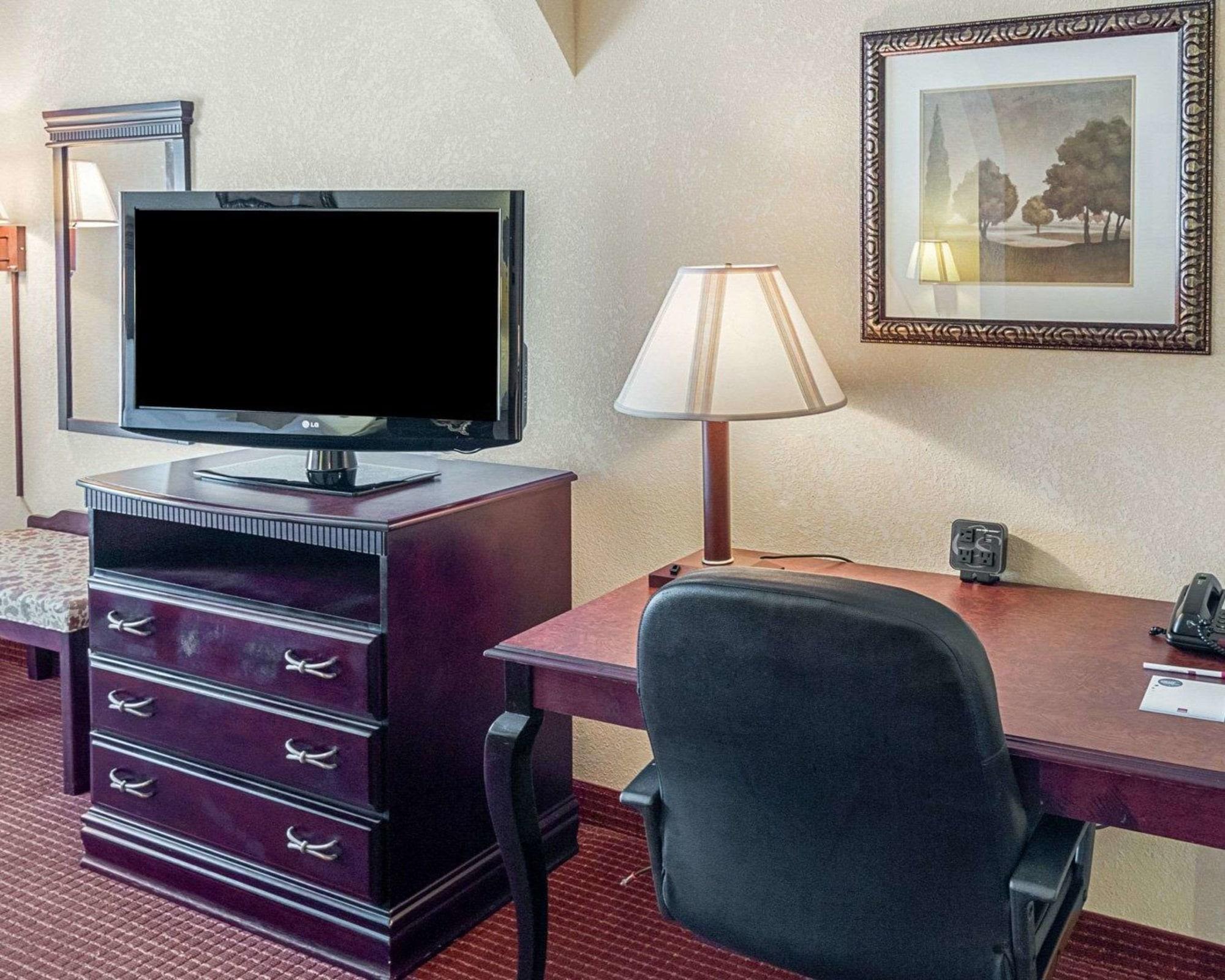 Comfort Suites Lufkin Buitenkant foto